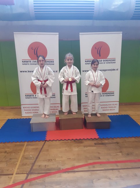 Ester Ela Koren najmlajše U8 1. mesto